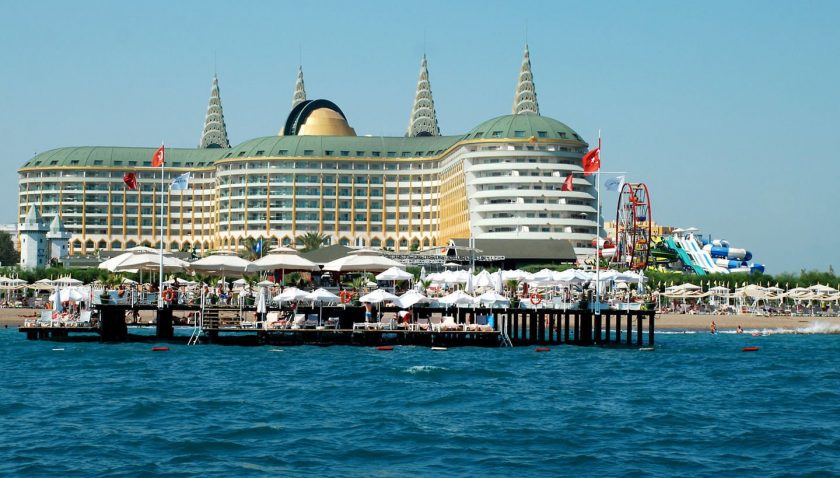 Delphin Imperial Ab In Den Urlaub
